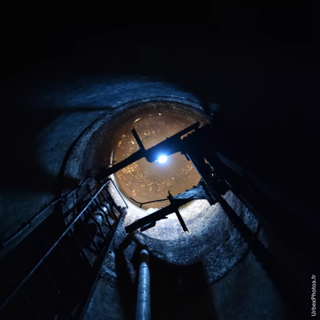 Photo urbex à l'intérieur d'une cloche du Fort Giger en Lorraine