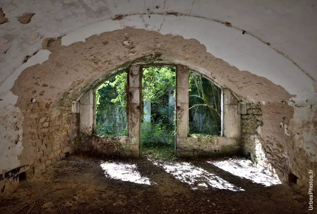 Photo urbex du casernement maçonné du temps de paix du Fort Blitz en Lorraine