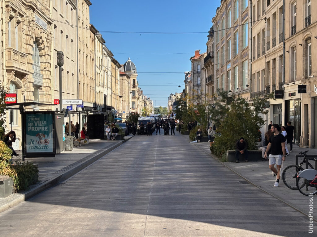 Photo de rue de la manifestation lycéenne et étudiante du 6 octobre 2026 à Nancy, Rue Saint-Georges
